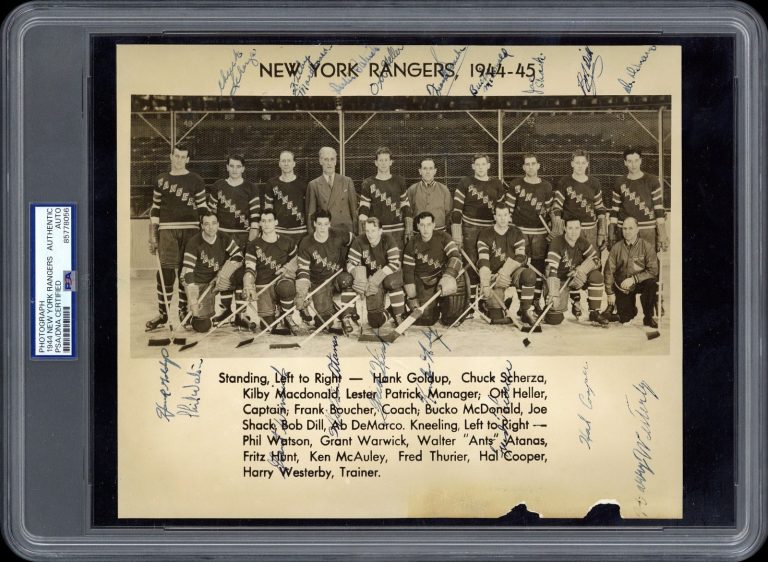 1944-1945 New York Rangers Team-Signed NHL Photo PSA DNA Certified