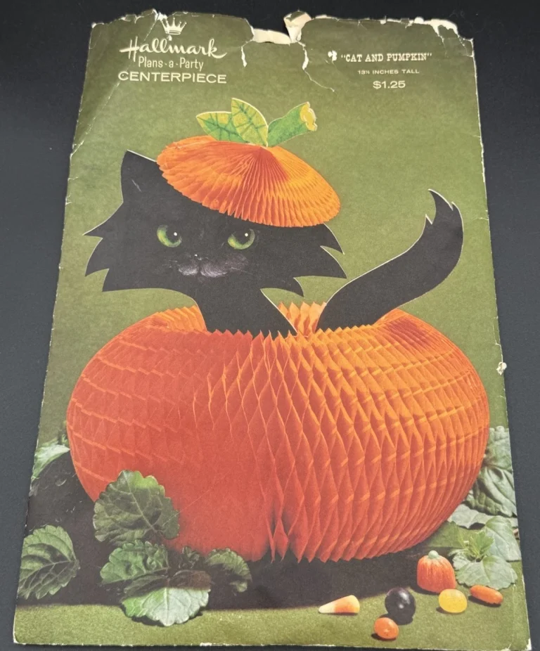 Vintage Hallmark Halloween Black Cat Honeycomb Centerpiece Decor Rare