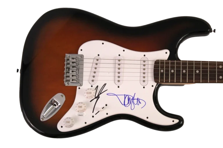 VINCE NEIL & TOMMY LEE SIGNED AUTOGRAPH FENDER ELECTRIC GUITAR - MOTELY CRUE JSA