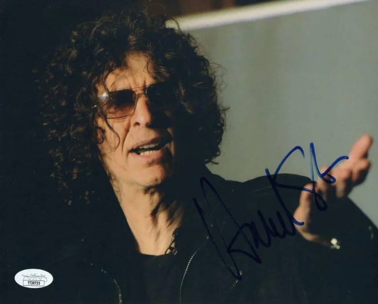 HOWARD STERN SIGNED AUTOGRAPH 8X10 PHOTO - KING OF ALL MEDIA  PRIVATE PARTS JSA
