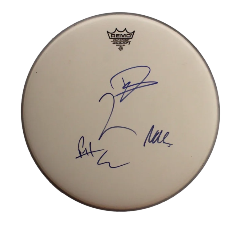 FOO FIGHTERS (X4) SIGNED AUTOGRAPH 14