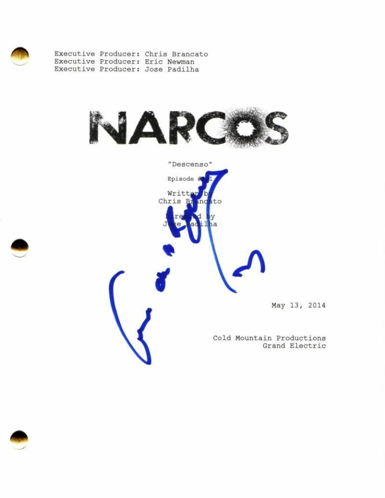 ANA DE LA REGUERA SIGNED AUTOGRAPH NARCOS FULL PILOT SCRIPT - ELISA, NACHO LIBRE