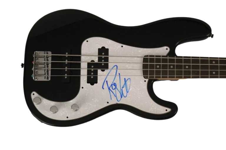 ROGER WATERS SIGNED AUTOGRAPH FENDER BASS GUITAR - PINK FLOYD THE WALL JSA COA