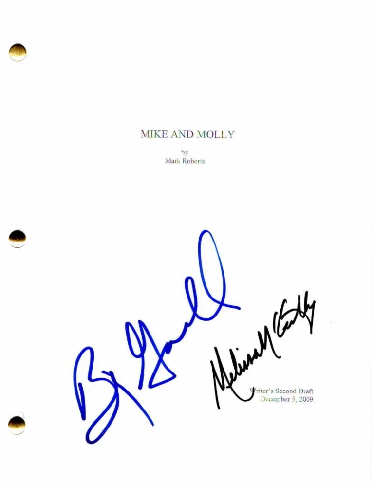BILLY GARDELL & MELISSA MCCARTHY SIGNED AUTOGRAPH MIKE & MOLLY FULL PILOT SCRIPT