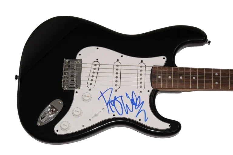 ROGER WATERS SIGNED AUTOGRAPH BLACK FENDER ELECTRIC GUITAR PINK FLOYD JSA COA