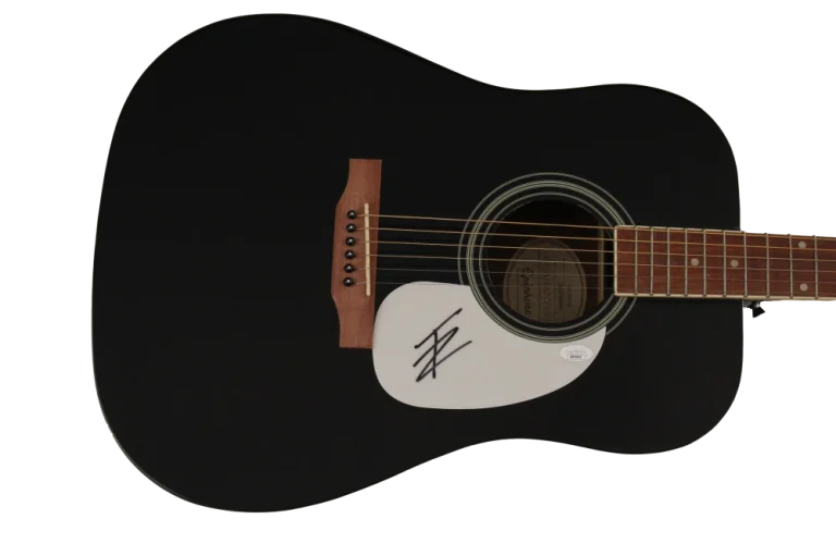 THOMAS RHETT SIGNED AUTOGRAPH FULL SIZE GIBSON EPIPHONE ACOUSTIC GUITAR JSA COA