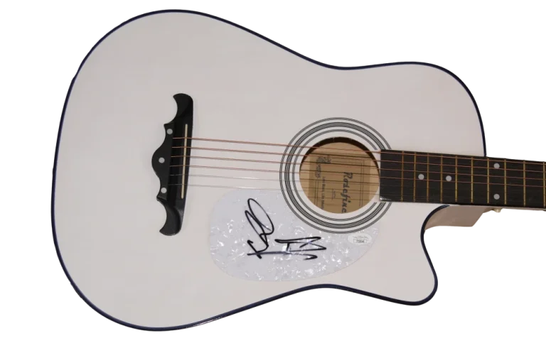 MADDIE & TAE SIGNED AUTOGRAPH FULL SIZE ACOUSTIC GUITAR - VERY RARE! JSA COA