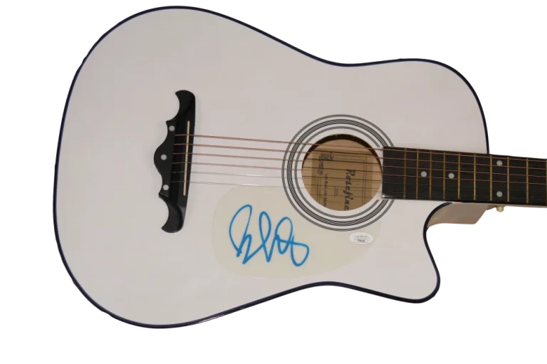 BRAD PAISLEY SIGNED AUTOGRAPH FULL SIZE ACOUSTIC GUITAR COUNTRY STUD W/ JSA COA