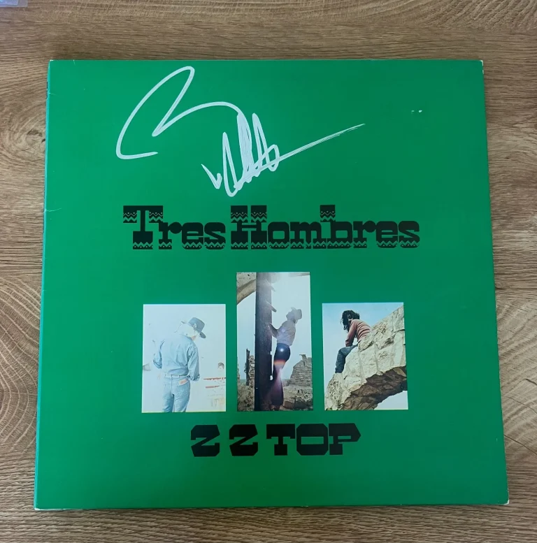 * BILLY GIBBONS * signed vinyl album * ZZ TOP * TRES HOMBRES * COA