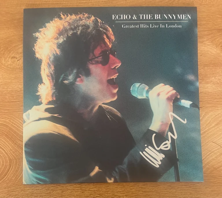 * WILL SERGEANT * signed vinyl album * ECHO & THE BUNNYMEN * GREATEST HITS *