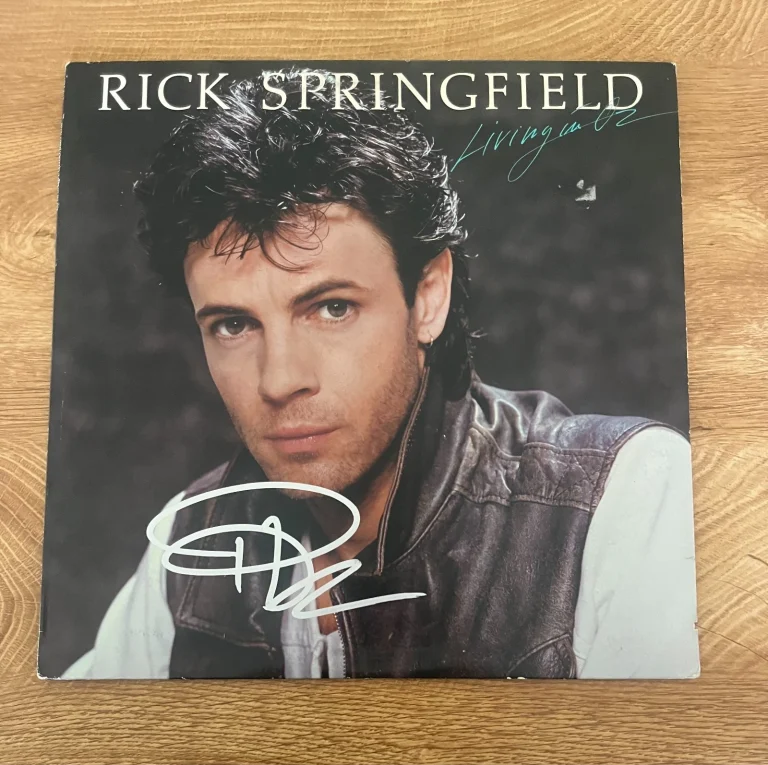 * RICK SPRINGFIELD * signed vinyl album * LIVING ON OZ * COA *