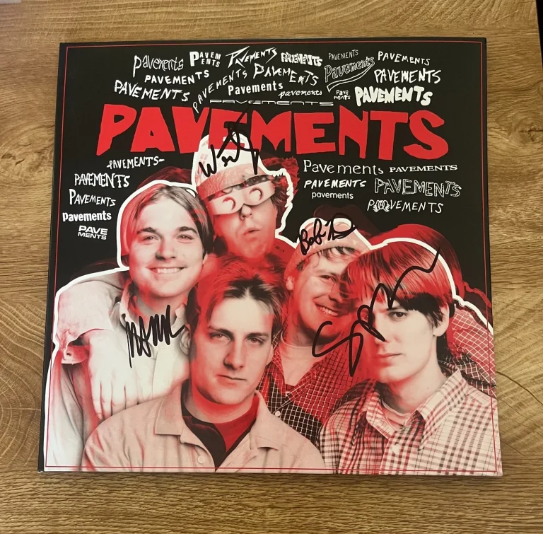 * PAVEMENT * signed vinyl album * PAVEMENTS MOVIE * COA *