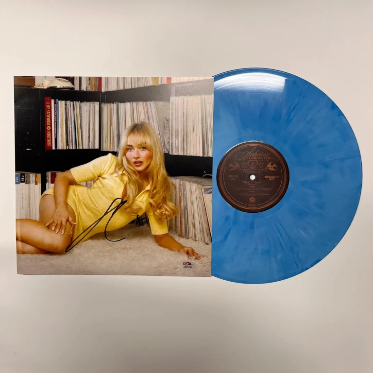 Sabrina Carpenter Signed Short n' Sweet Vinyl Insert Album PSA Authographed
