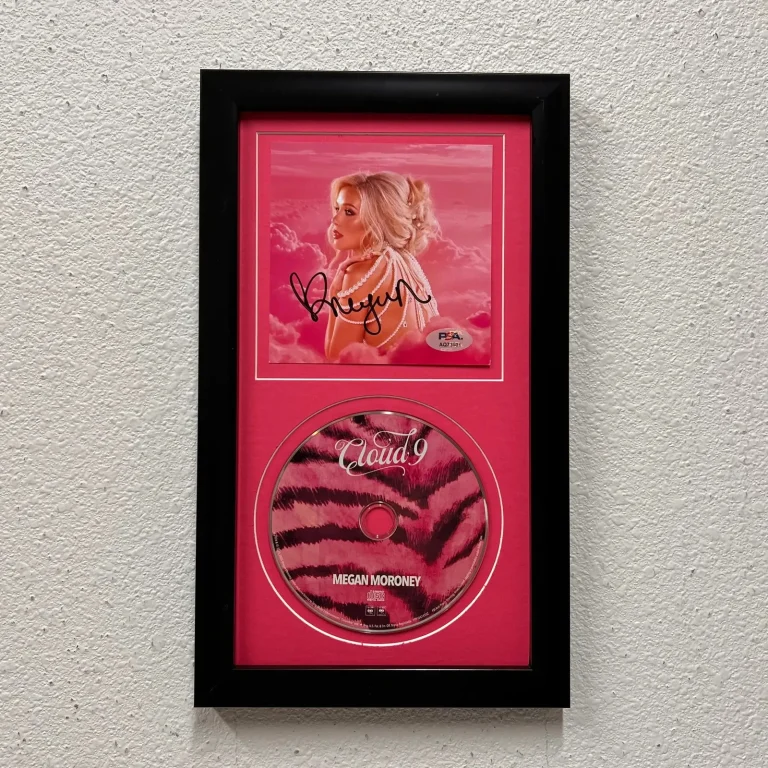 Megan Moroney Signed Framed Display Vinyl Cover Cloud 9 PSA Auth