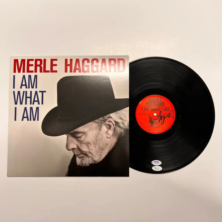 Merle Haggard signed I Am What I Am Vinyl Album PSA Autographed