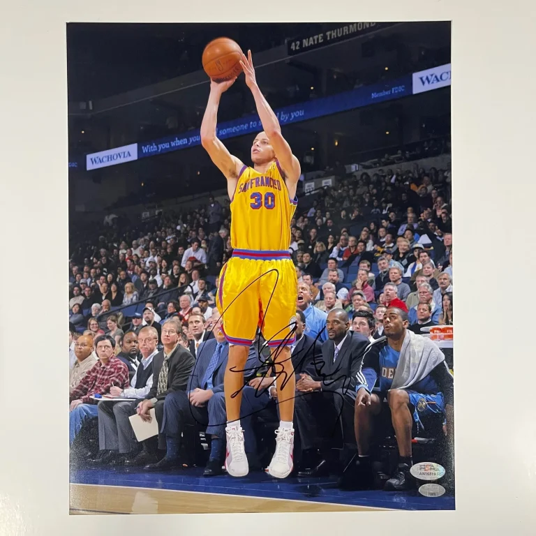 Stephen Curry Golden State Warriors Signed Basketball 11x14 Photo PSA