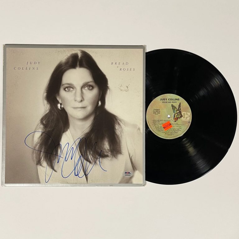 Judy Collins Signed Bread & Roses Album PSA Autographed