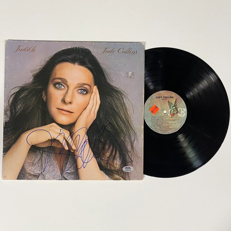 Judy Collins Signed Judith Album PSA Autographed