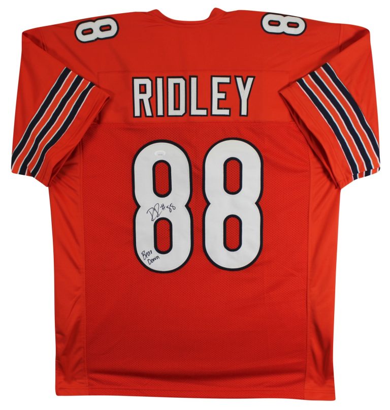 Riley Ridley 