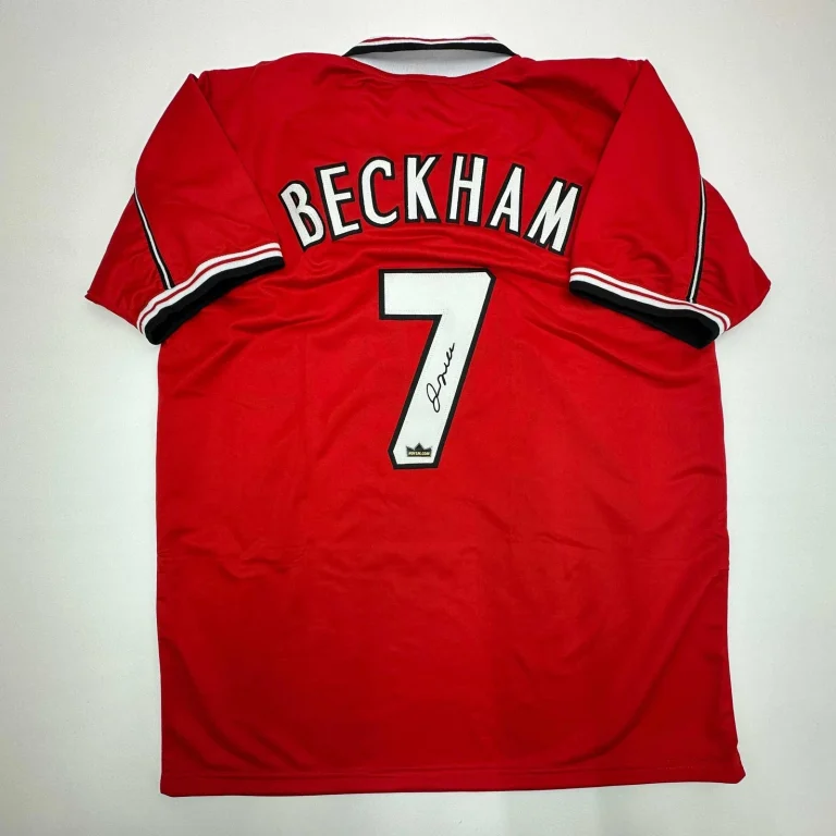 Facsimile Autographed David Beckham Manchester United Red Reprint Jersey XL