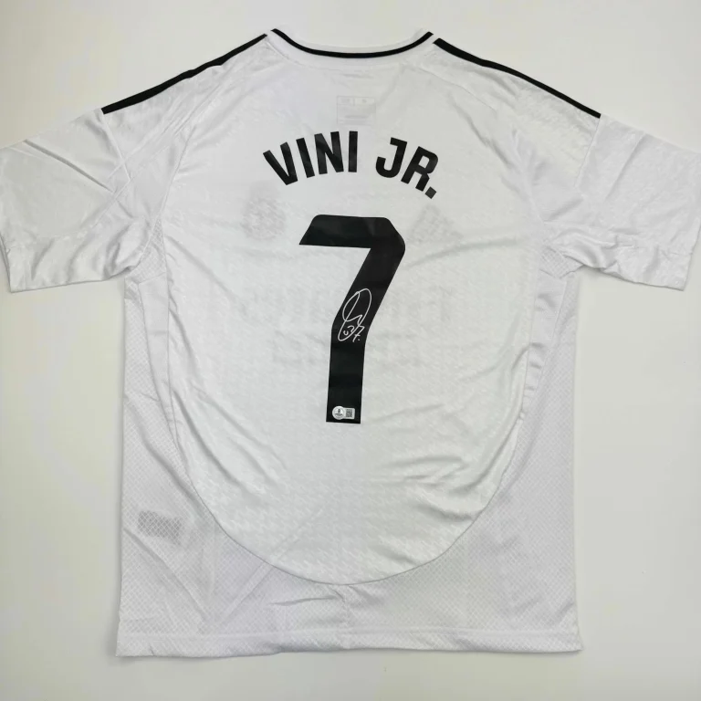 Autographed/Signed Vini Vinicius Jr. #7 Real Madrid White Jersey BAS COA