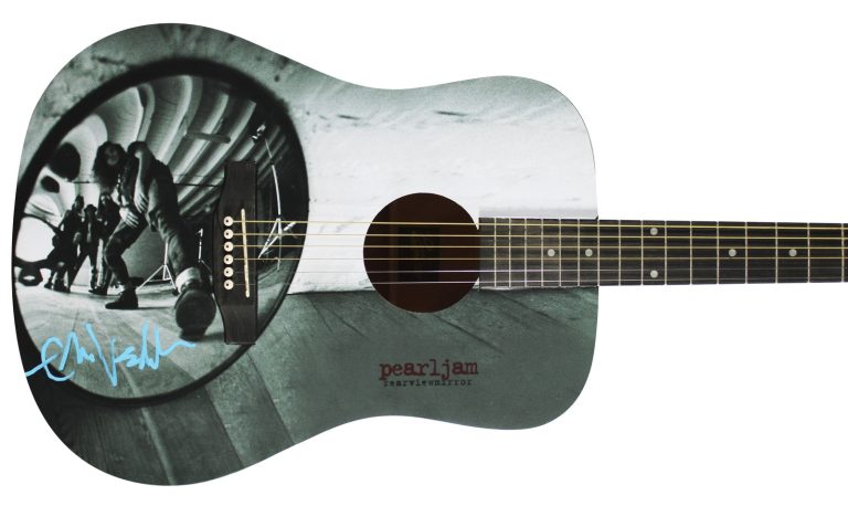 Eddie Vedder Pearl Jam Authentic Signed Rogue Acoustic Guitar BAS #AG010174