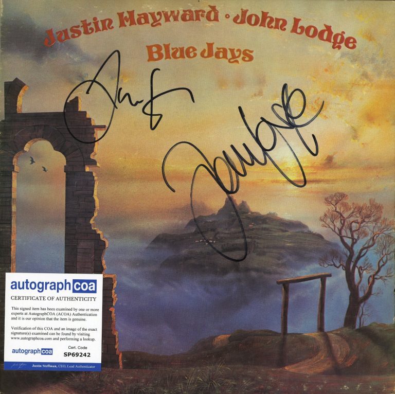 Justin Hayward John Lodge BLUE JAYS signed Vinyl Record ACOA Moody Blues