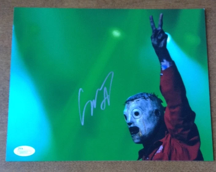 Corey Taylor Slipknot REAL hand SIGNED 8x10