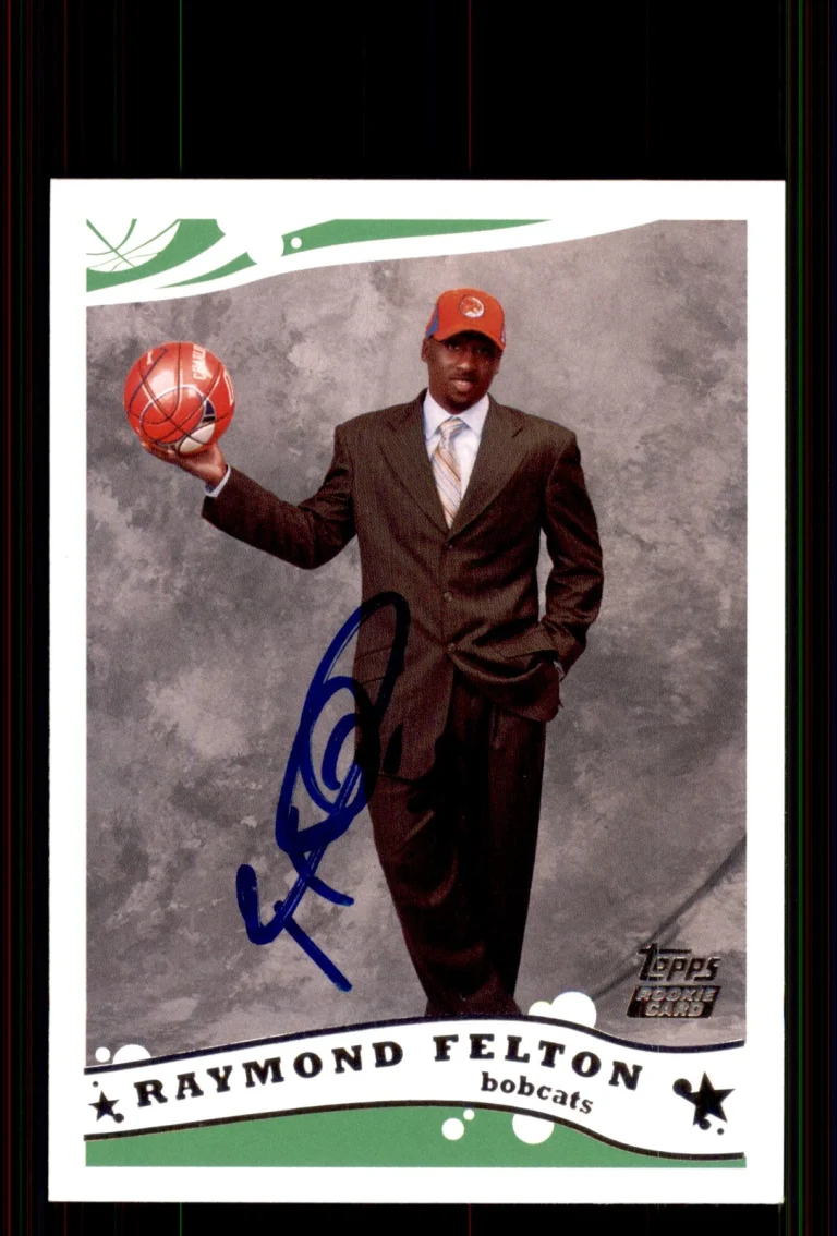 Signed Basketball Card Auto Raymond Felton 2005-06 Topps #225 Charlotte Bobcats