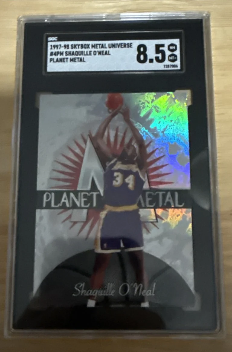 1997 SkyBox Metal Universe Shaquille O'Neal #4 Planet Metal Lakers SGC 8.5 WOW