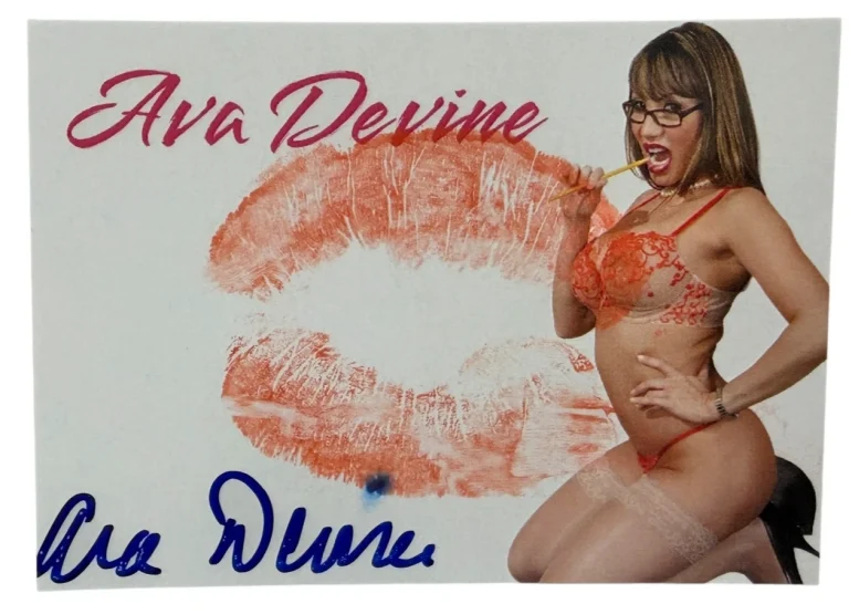 Ava Devine Signed Kiss Card Adult Star Autograph Kiss Print Beckett Witness
