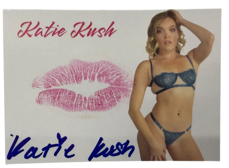 Katie Kush Signed Kiss Card Adult Star Autograph Kiss Print Beckett Witness