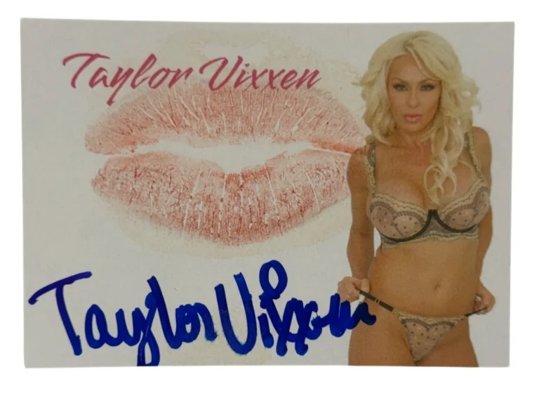 Taylor Vixxen Signed Kiss Card Adult Star Autograph Kiss Print Beckett Witness