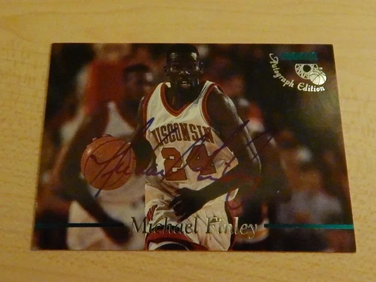 1995 CLASSIC MICHAEL FINLEY ROOKIE AUTOGRAPHS EDITION #ED /5900