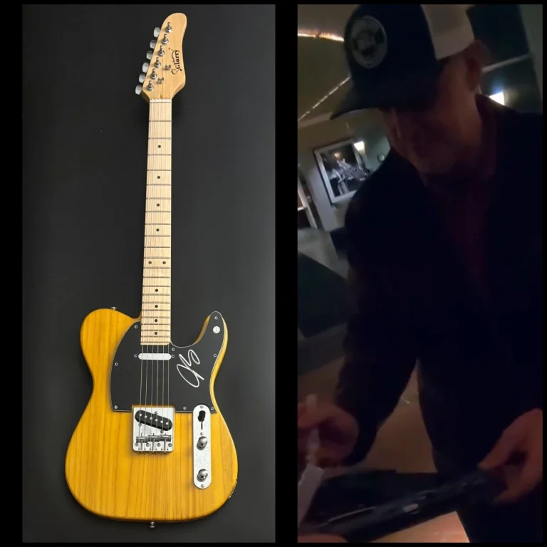 GFA Blues Deluxe Star JOE BONAMASSA Signed Electric Guitar PROOF COA