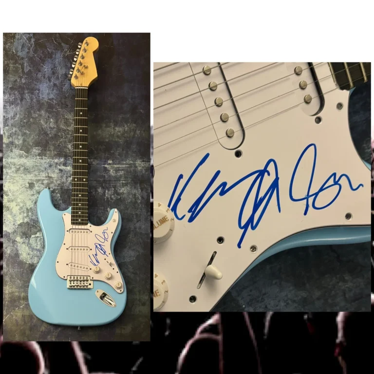 GFA Alex Trimble X3 Band * DUE DOOR CINEMA CLUB * Chitarra Elettrica Firmata COA