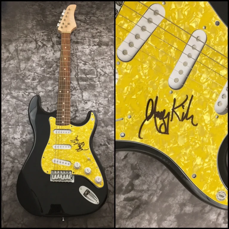 GFA Band Singer & Guitarist GREG KIHN Chitarra Elettrica Autografata COA