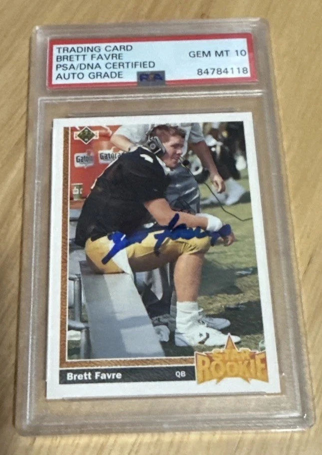 Brett Favre 1991 Upper Deck Star Rookie RC Auto Card #13 PSA/DNA 10 (Blue Ink)