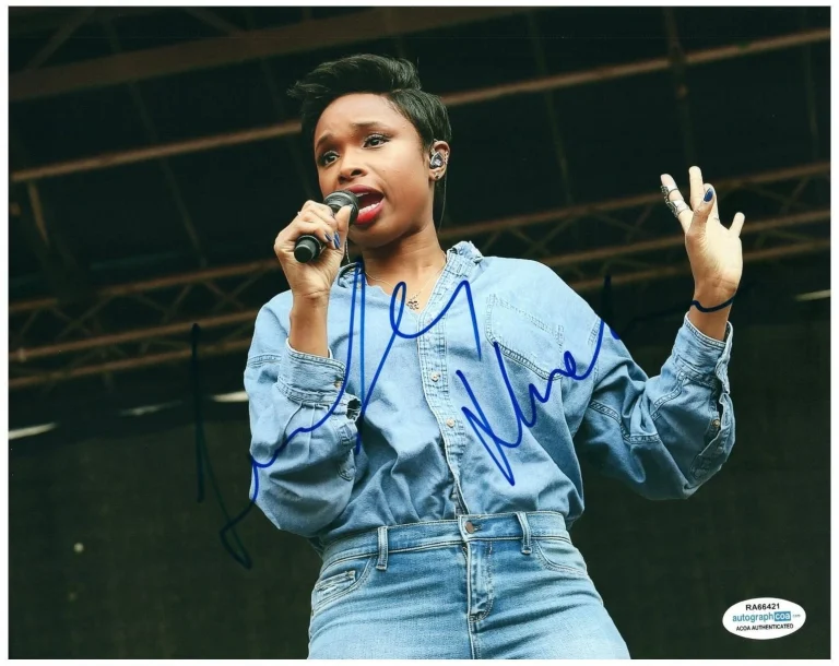 Jennifer Hudson Signed Autographed 8x10 Photo American Idol ACOA