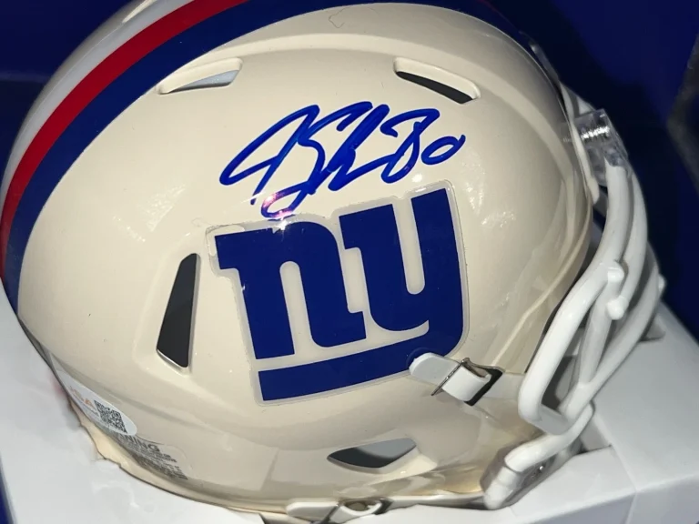 JEREMY SHOCKEY NEW YORK GIANTS  JSA AUTHENTICATED SIGNED RETRO MINI HELMET