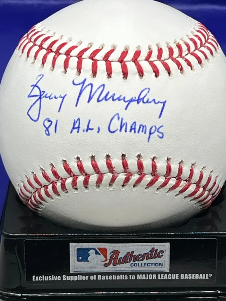 JERRY MUMPHREY  NEW YORK YANKEES  1981 AL CHAMPS  SIGNED OML BASEBALL