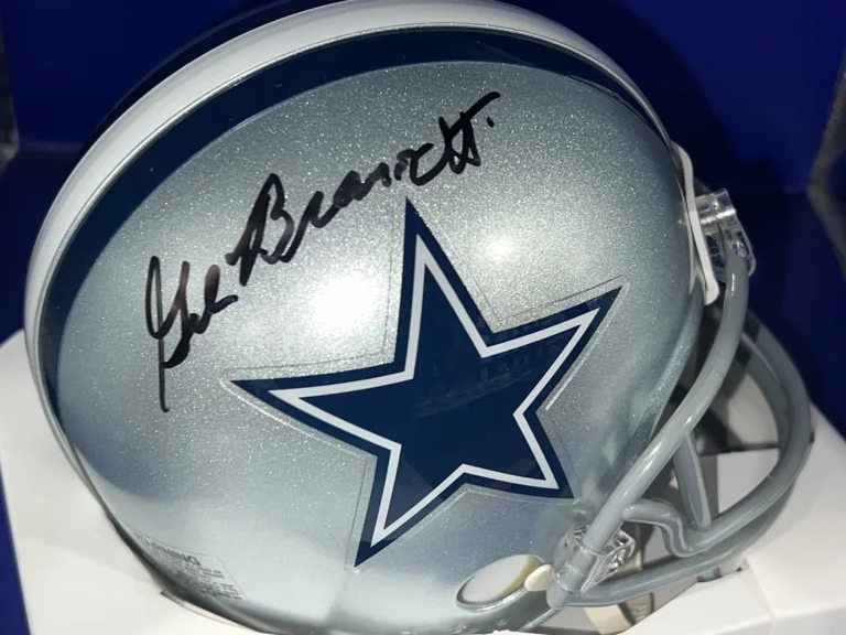 GIL BRANDT DALLAS COWBOYS SIGNED THROWBACK VSR4 MINI HELMET
