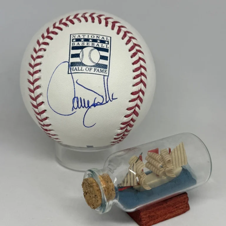 Larry Walker signed Rawlings HOF Logo Baseball JSA COA Rockies Auto A4751