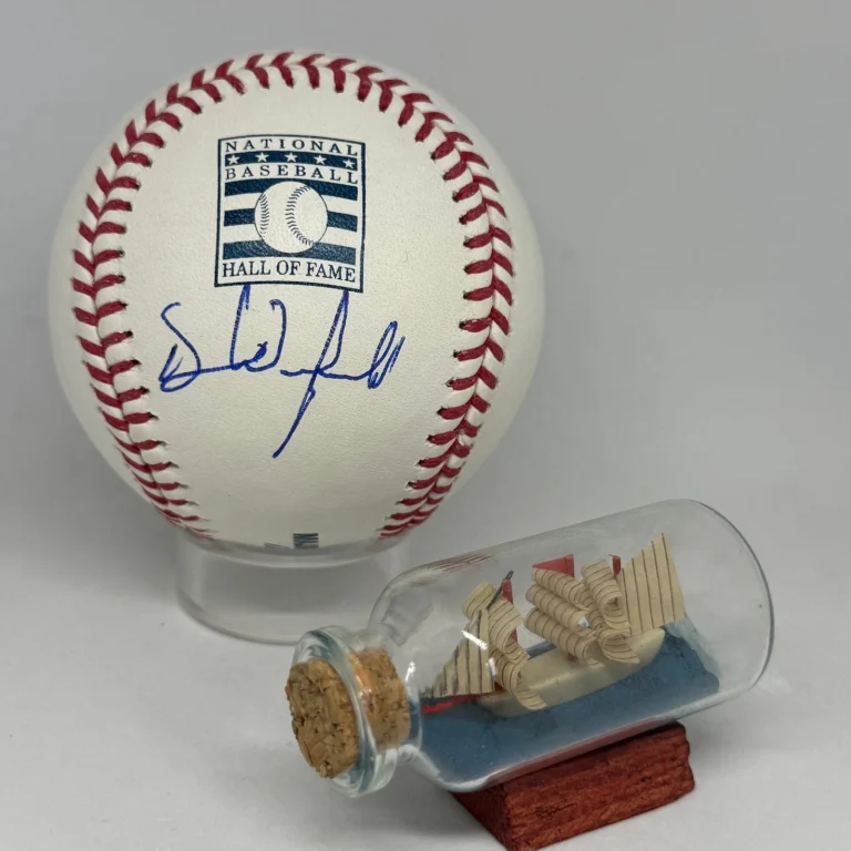 Dave Winfield signed Rawlings HOF Logo Baseball JSA COA Yankees Auto A4754