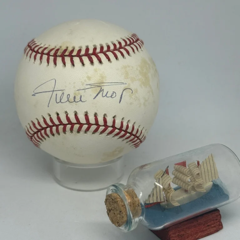 Willie Mays signed Rawlings ONL Baseball JSA LOA Giants HOF Auto A4701