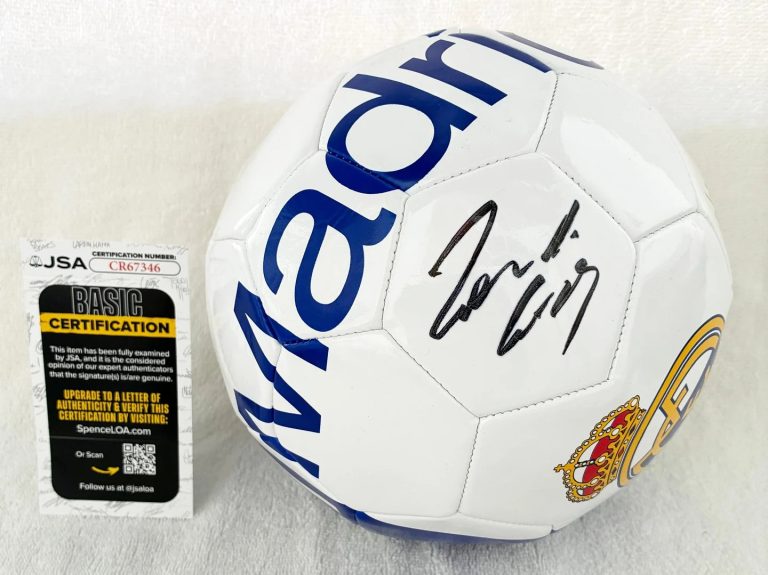 Roberto Carlos Signed Soccer Ball Real Madrid Brazil World Cup Champion JSA COA