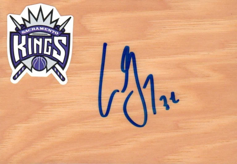 Sacramento Kings Aaron Gray Signed Floorboard COA