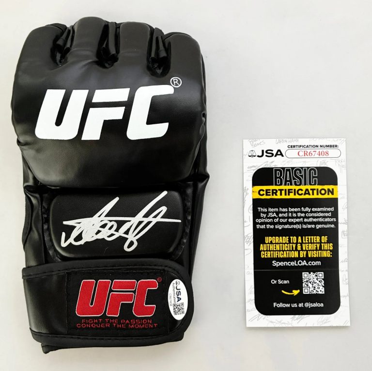 Arman Tsarukyan Signed UFC Glove JSA 3 COA