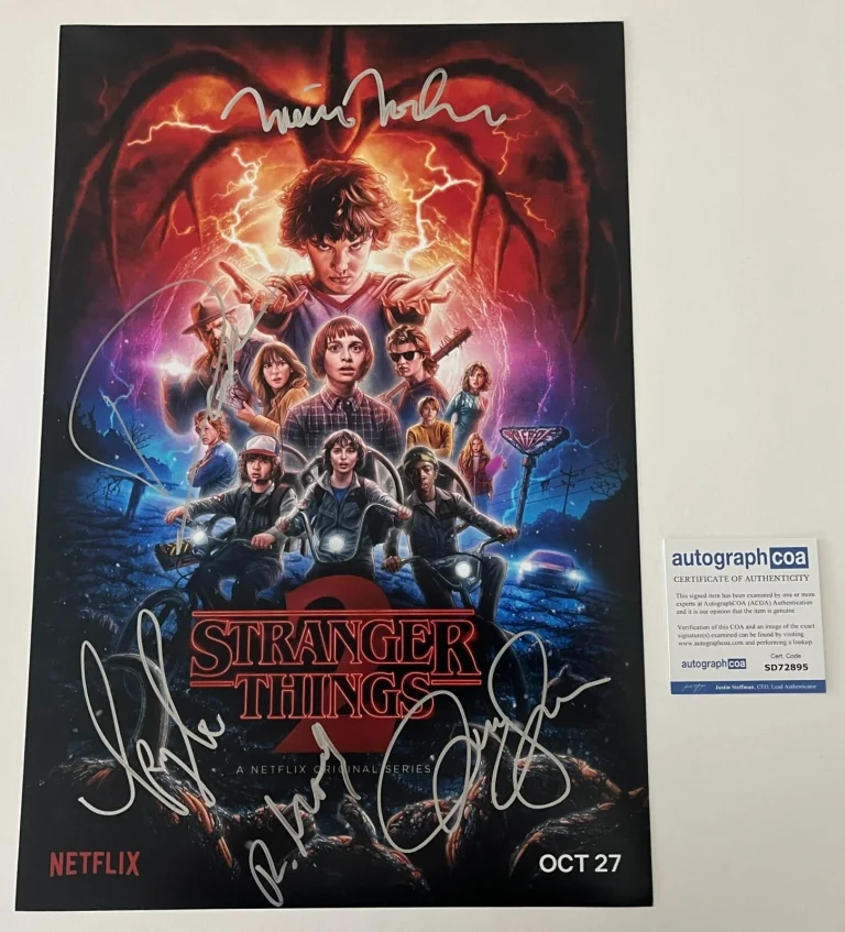 STRANGER THINGS 2 DAVID HARBOUR +4 SIGNED 12x18 PHOTO wEXACT PROOF AUTOGRAPH COA