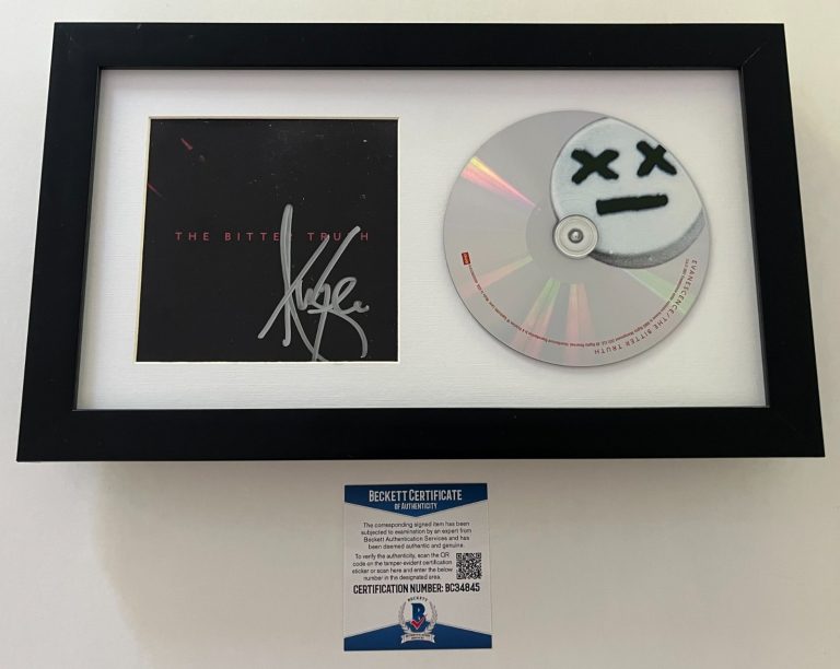 AMY LEE EVANESCENCE SIGNED AUTOGRAPH THE BITTER TRUTH FRAMED CD & BECKETT COA